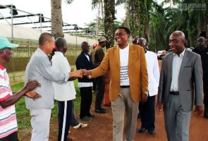 赤道幾內亞中南省省長蒞臨中國援赤道幾內亞示范農(nóng)場視察指導