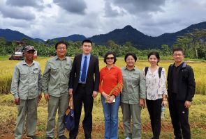 商務部國際經(jīng)濟合作事務局到示范農(nóng)場巡視檢查